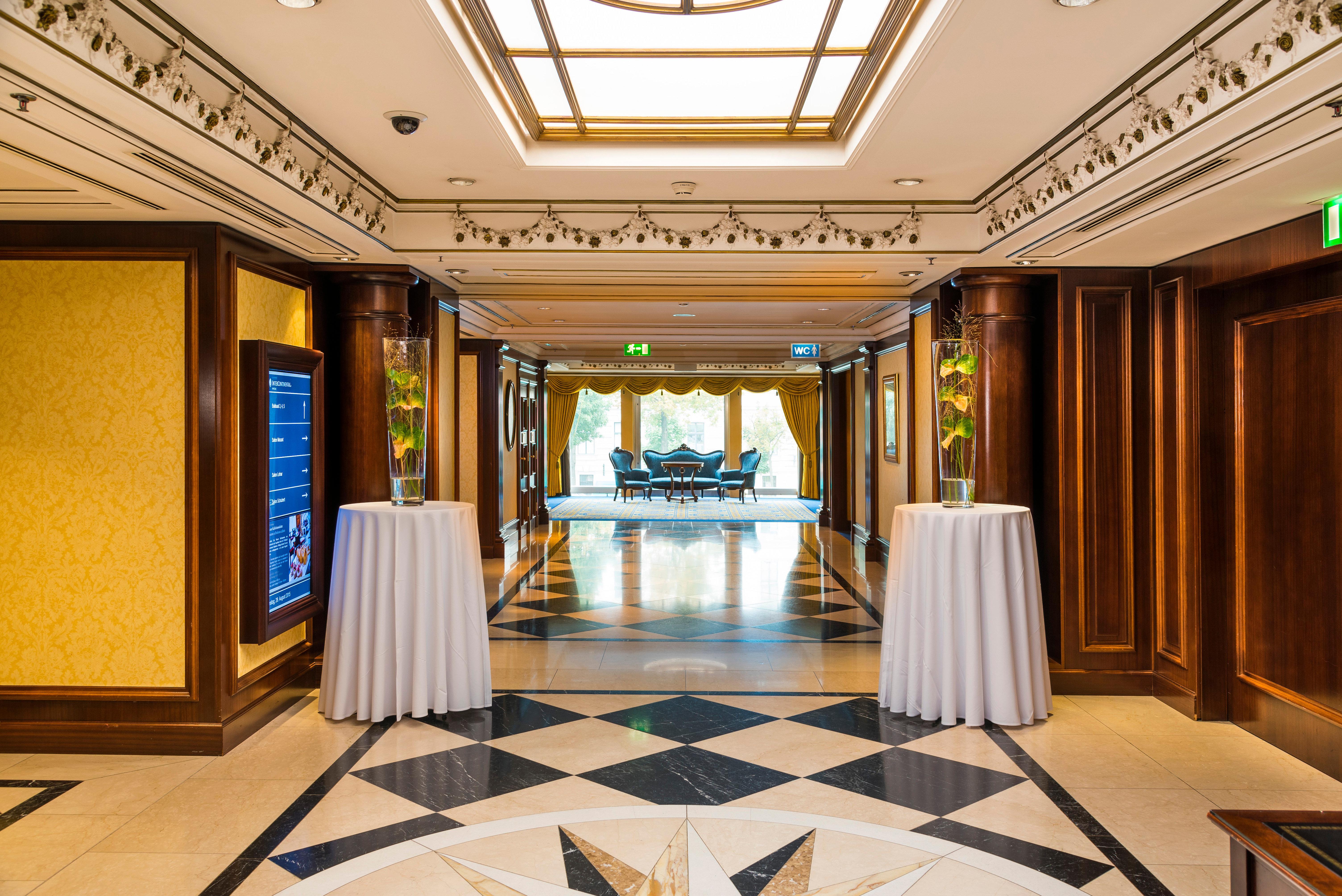 Intercontinental By Ihg Hotel Wien